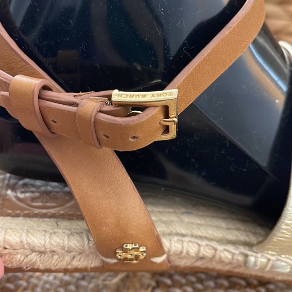 Tory Burch leather espadrilles size 9. - Picture 3 of 10